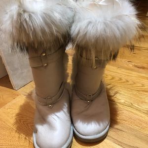 Winter boots with real fur
